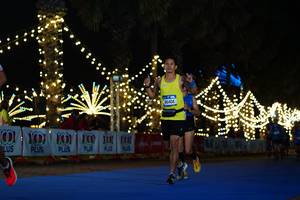 BIB: 100, 815, 86404
                            <button type="button" onclick="openModal(19620915)" class="btn btn-primary btn-sm float-right btn-popup" data-toggle="modal" data-target=".modal-high-quality">
                        <i class="fas fa-shopping-cart"></i> Add to Cart
                    </button>
                                            <button type="button" onclick="isThisMe(19620915, true)" class="btn btn-success btn-sm float-right btn-popup btn-isme hidden" data-toggle="tooltip" data-placement="bottom" title="นี่คือรูปของคุณใช่ไหม คลิกที่นี่เพื่อเอาเข้าอัลบั้ม">
                        <i class="fas fa-plus"></i> Add to album
                    </button>
                    <button type="button" onclick="isThisMe(19620915, false)" class="btn btn-warning btn-sm float-right btn-popup btn-isnotme hidden">
                        <i class="fas fa-ban"></i> Remove from album
                    </button>
